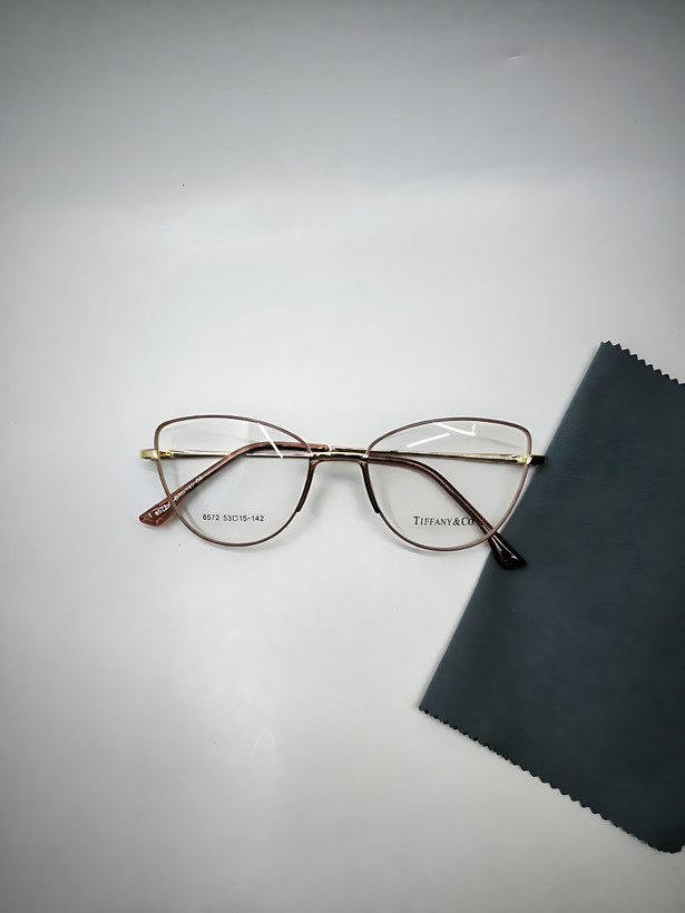 عینک طبی زنانه Tiffany & Co کد 8572