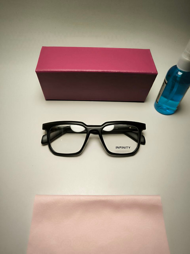 عینک طبی infinity کد 98009