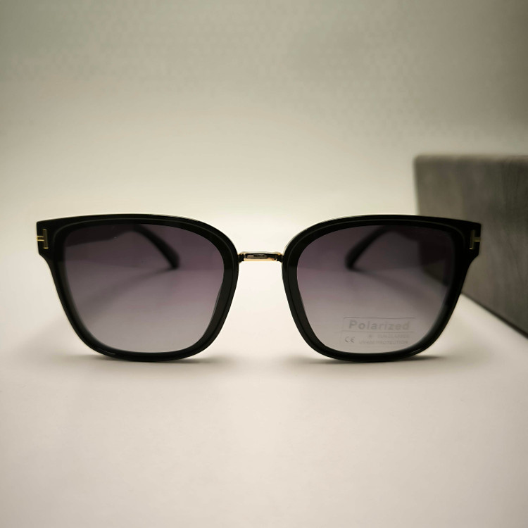 عینک آفتابی پلاریزه زنانه TOM FORD کد 88069