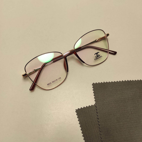 عینک طبی زنانه فلزی پد یک تیکه برند CHANEL کد8822