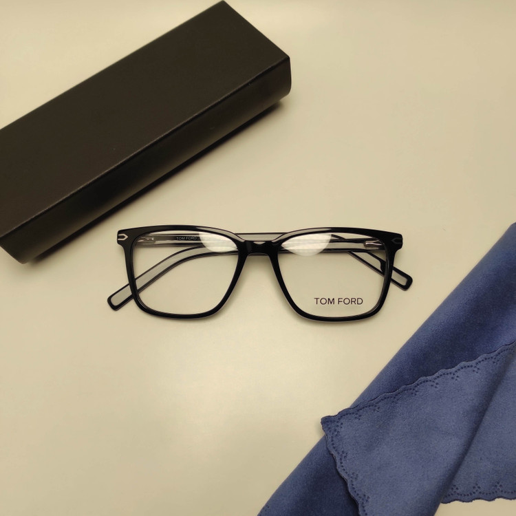 عینک کائوچو طبی اسیتیت TOM FORD کد 2648