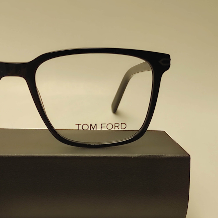 عینک کائوچو طبی اسیتیت TOM FORD کد 2648