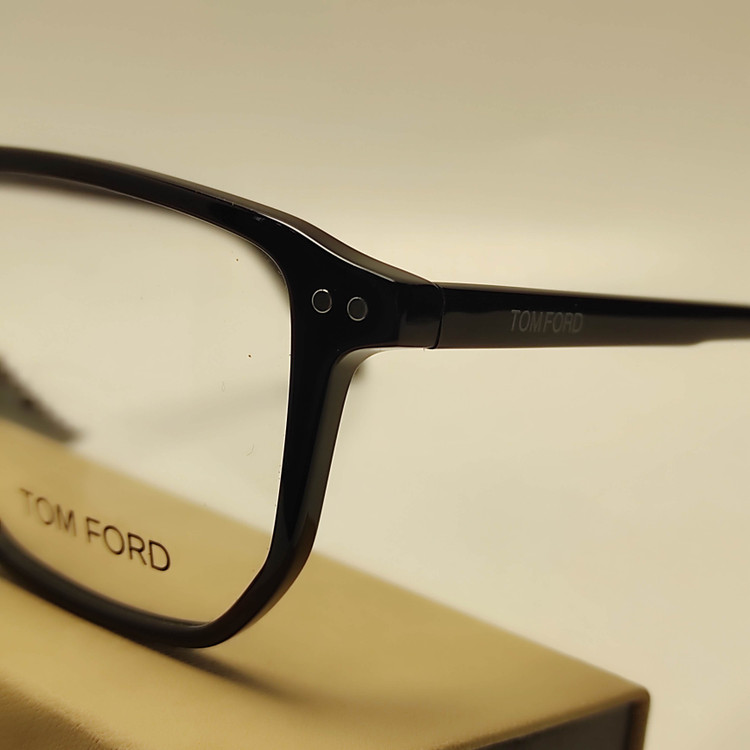 عینک طبی اسیتیت کائوچو TOM FORD کد 2434