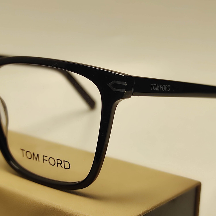عینک طبی اسیتیت کائوچو TOM FORD کد 2592