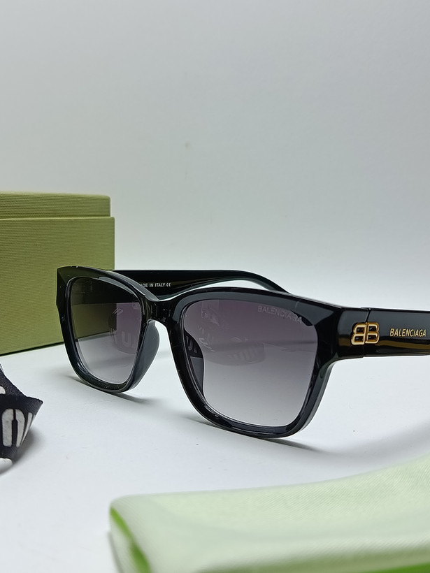 عینک آفتابی پلاریزه زنانه بالنسیاگا Balenciaga مدل2557