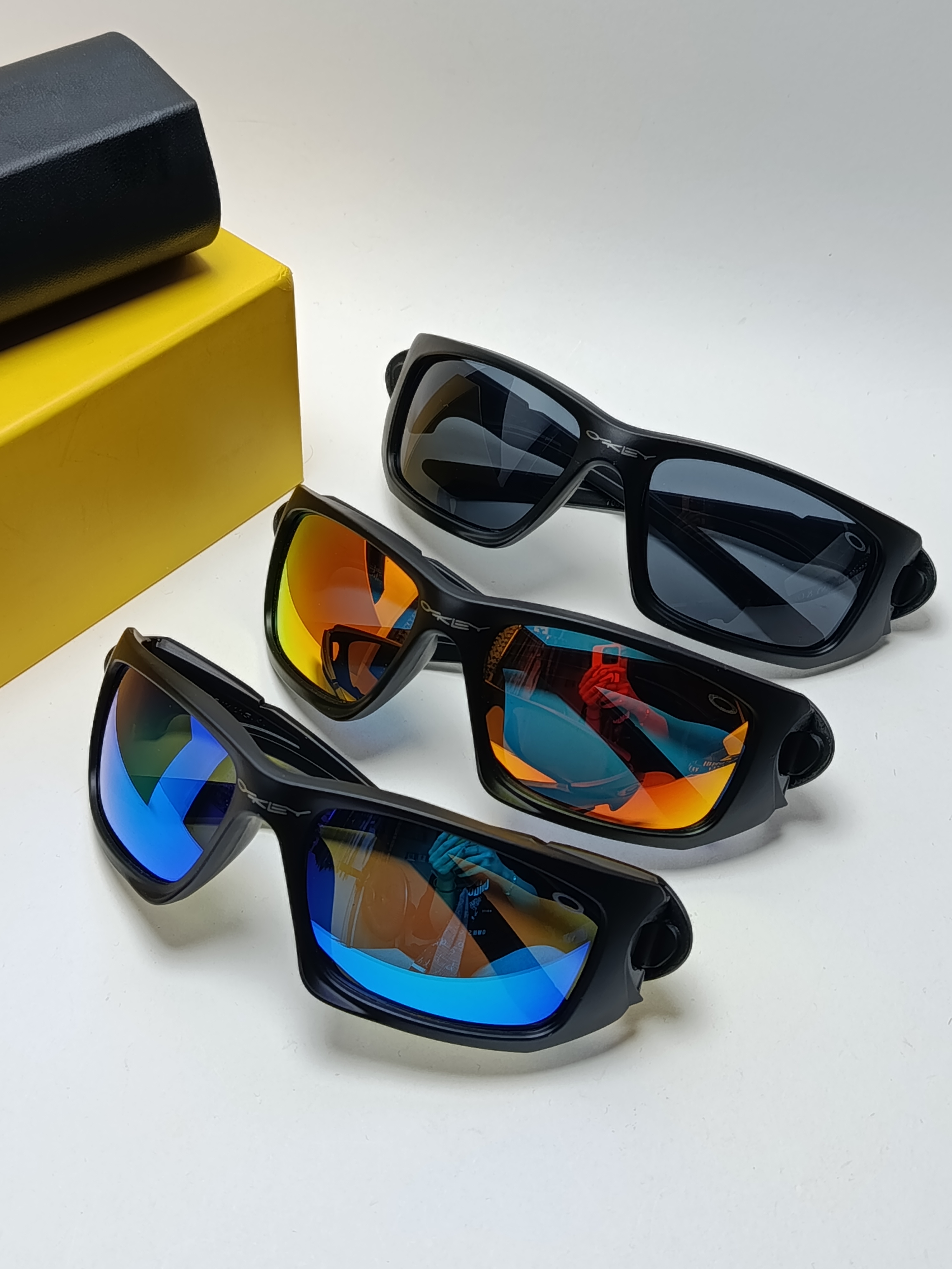 عینک آفتابی ورزشی اوکلی oakley مدل7032