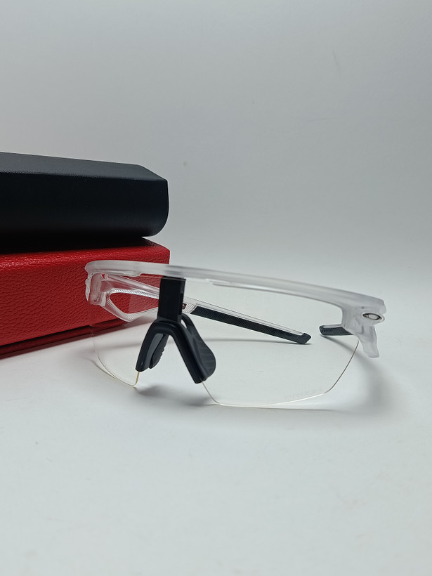 عینک آفتابی ورزشی اوکلی oakley مدل 0336_9403